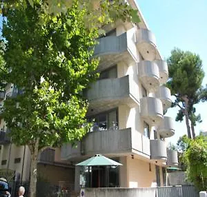 Du Parc Appart hôtel Cattolica